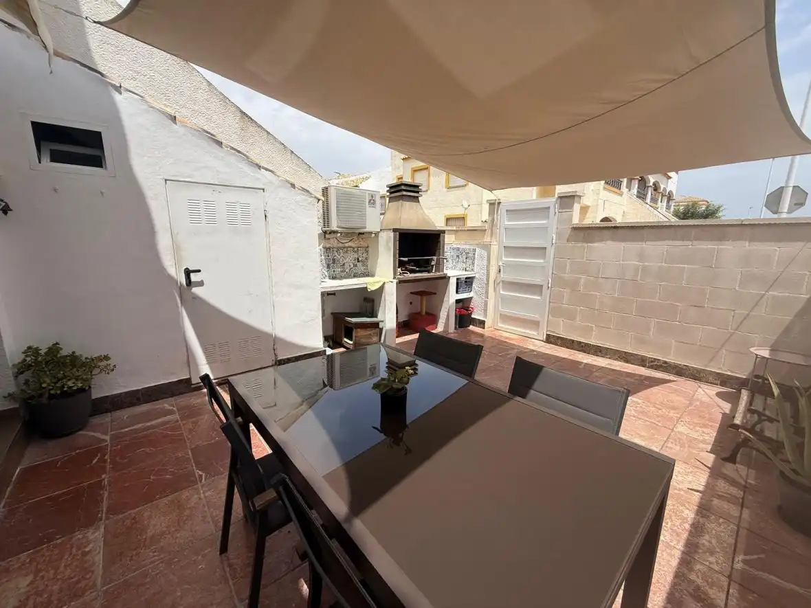 Apartment with pool for sale in AVENIDA ESCANDINAVIA N72 nº10, imagen 2
