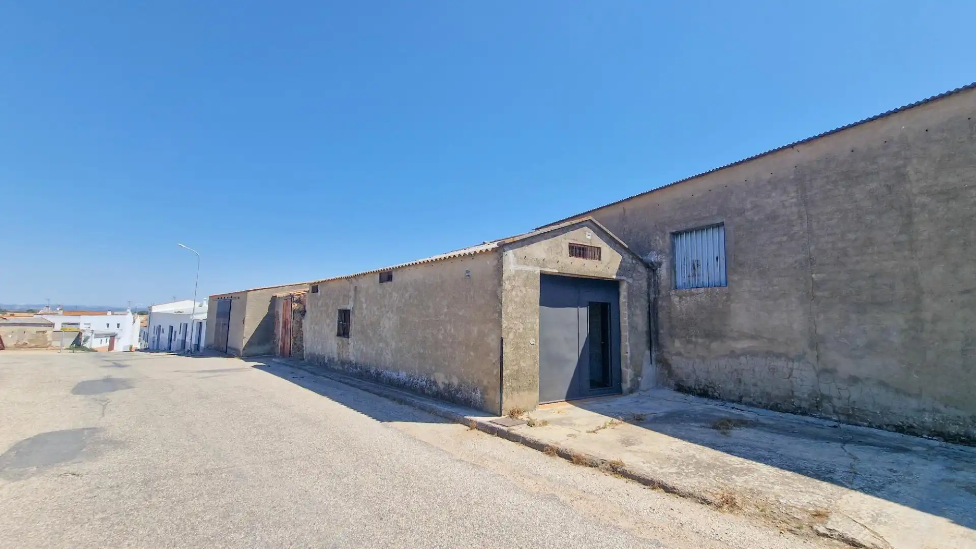 Exterior view of Commercial properties for sale in Cheles