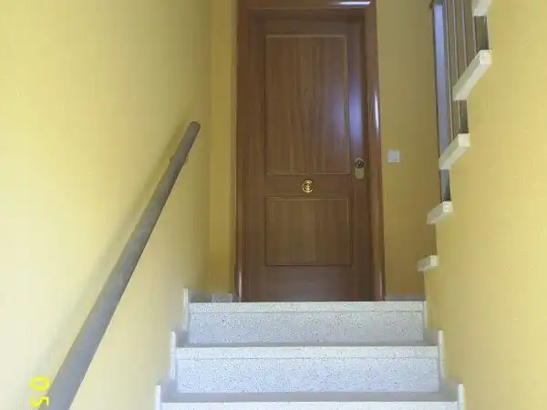 Flat for sale in Calle Tara 8, imagen 2