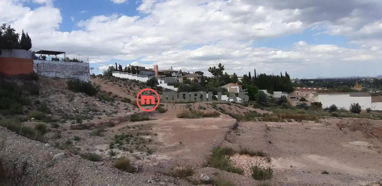 Lands and plots for sale in Calle Maestro José López Ruiz 13