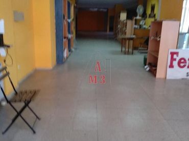 Local comercial en venda a Padre Isla