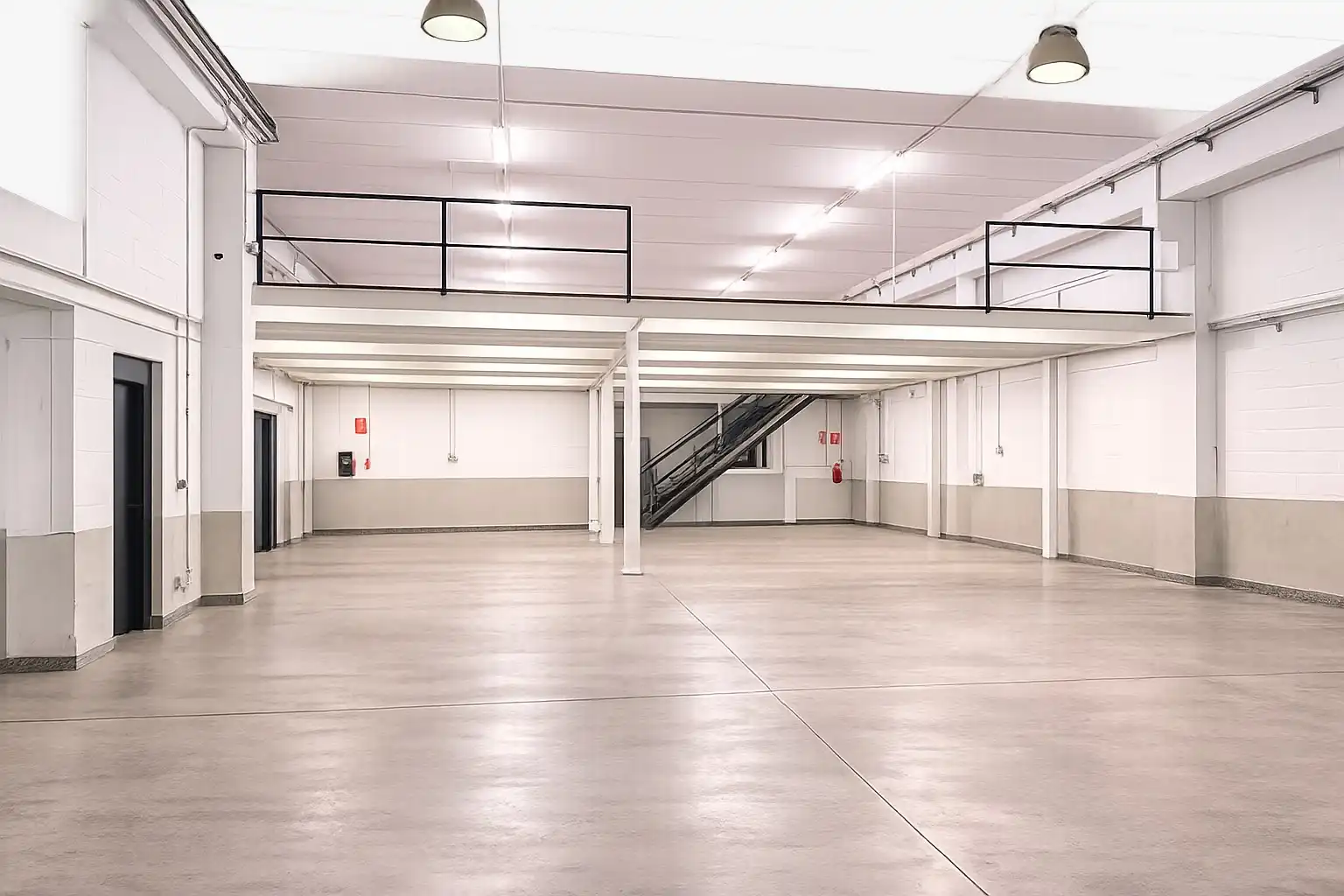 Nave industrielle avec ascenseur à louer à Bonavista - Bufalà - Morera, imagen 3
