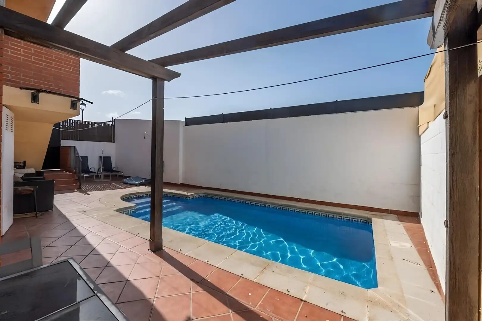 Piscina de Casa adosada en venta en Ogíjares con Aire acondicionado, Calefacción y Terraza
