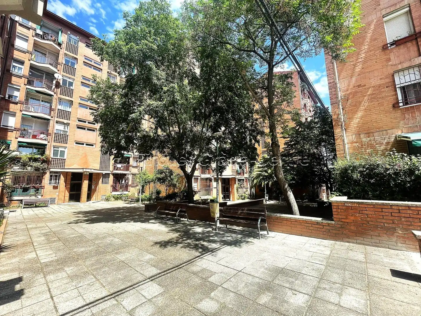 Vista exterior de Piso en venta en Sabadell con Trastero y Balcón