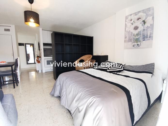 Dormitori de Estudi de lloguer en Puerto de la Cruz amb Terrassa, Moblat i Rentadora