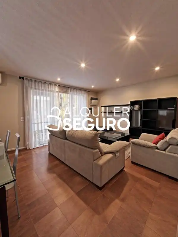 Sala d'estar de Casa o xalet de lloguer en Torrejón de Ardoz amb Aire condicionat, Calefacció i Terrassa