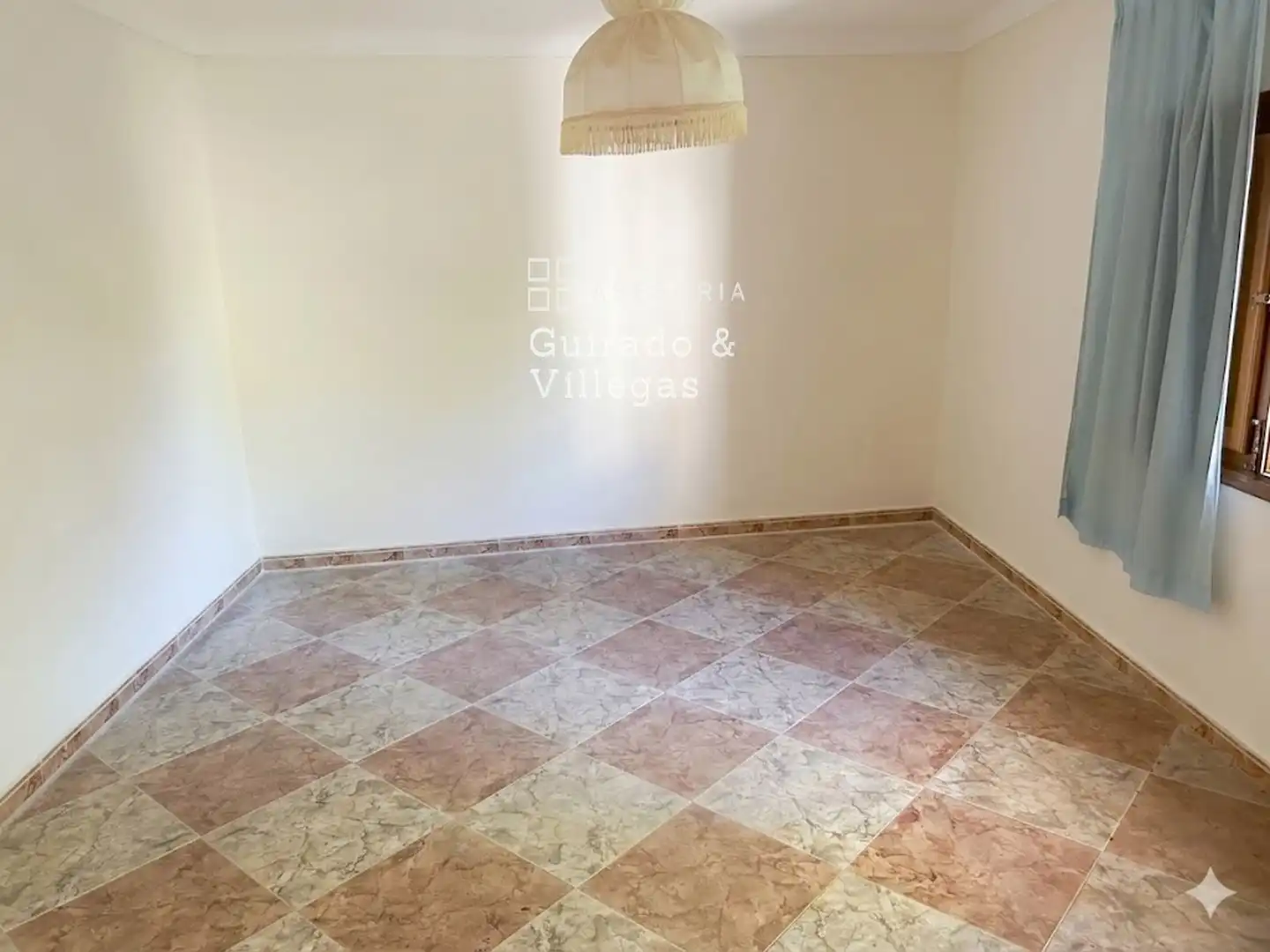 Bedroom of Detached homes for sale in Fines  with Storage room and Balcony