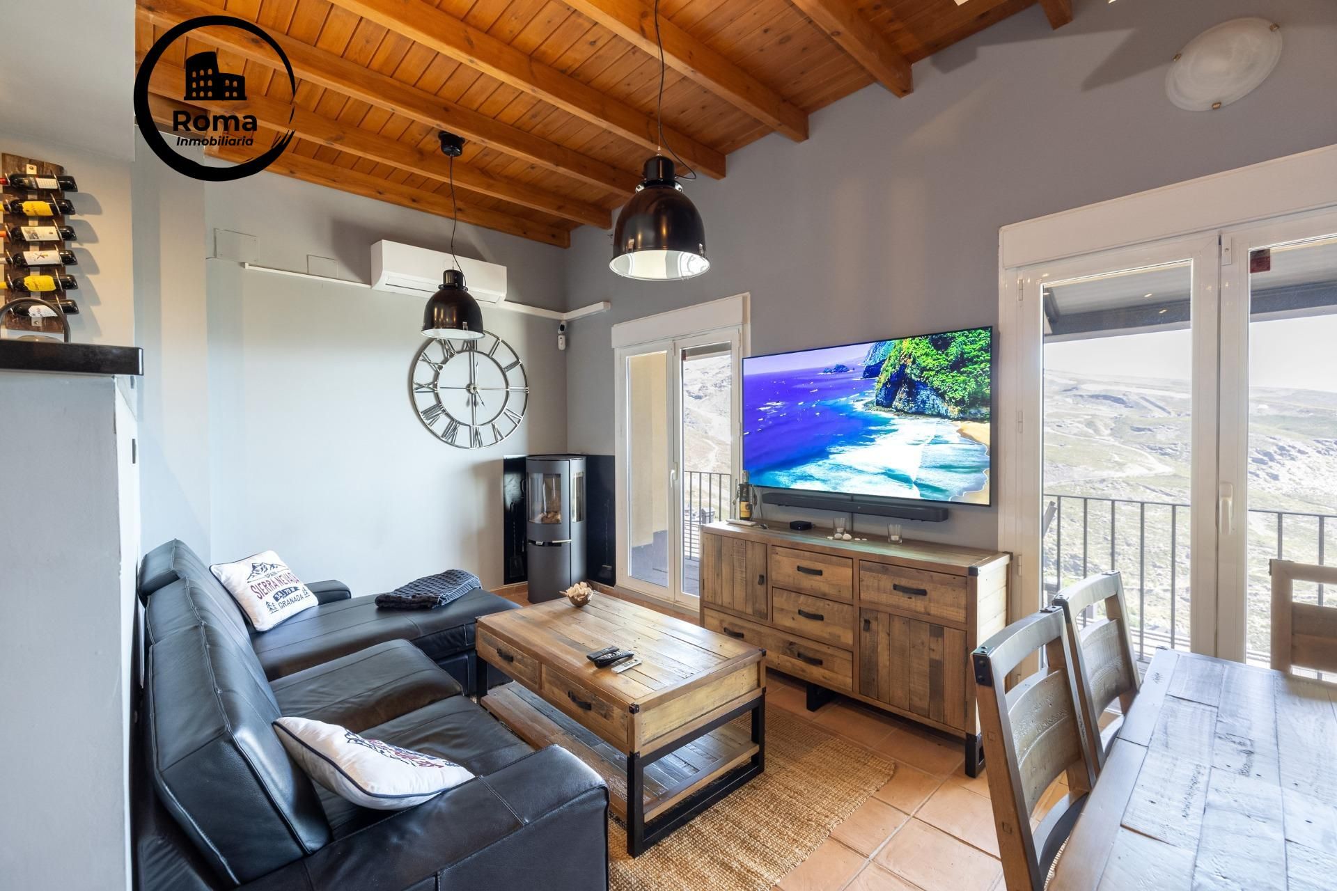 Sala d'estar de Dúplex en venda en Sierra Nevada amb Calefacció, Terrassa i Traster