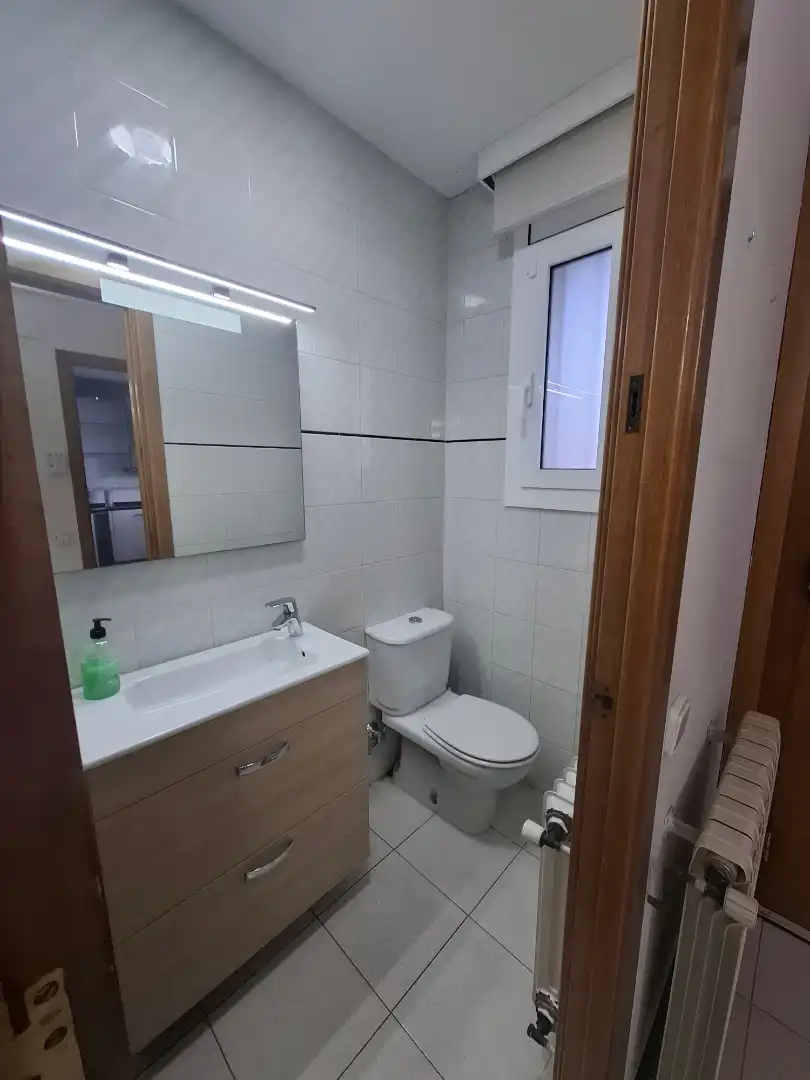 Baño de Casa adosada en venta en Sabadell con Aire acondicionado, Calefacción y Terraza