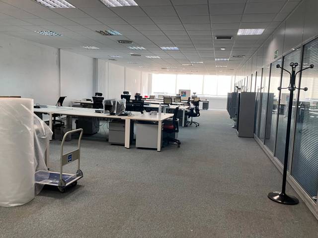 Oficina en Venta en Calle de Rufino González, 14 en Simancas