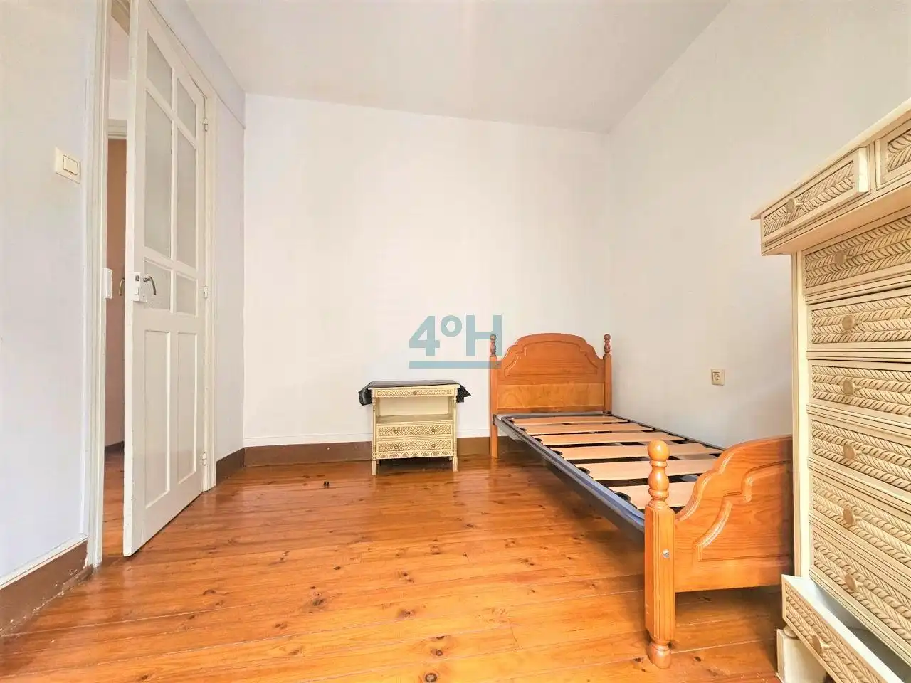 Bedroom of Buildings for sale in Ourense Capital 