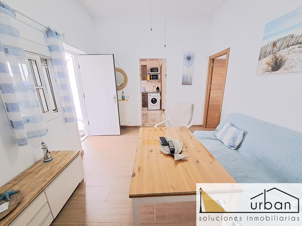 Sala d'estar de Casa o xalet en venda en Chipiona