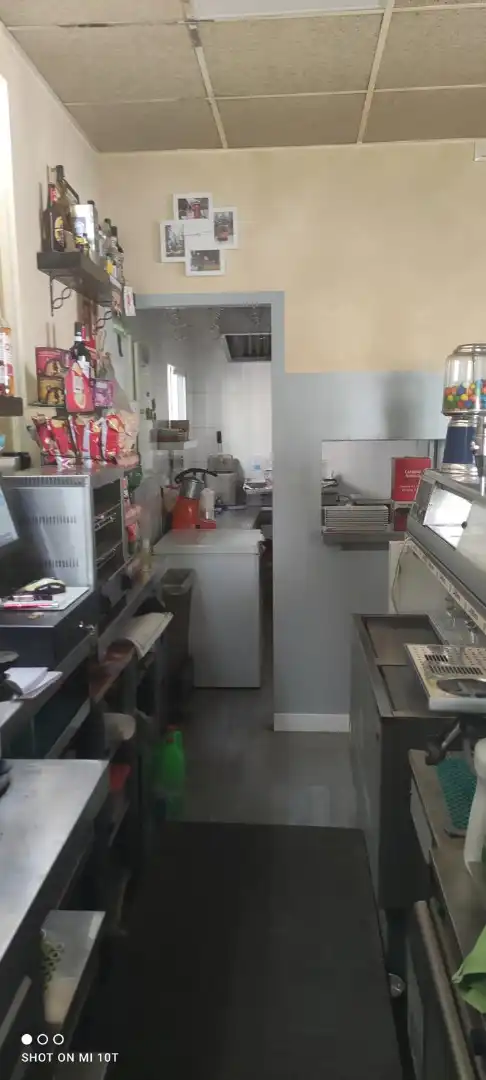 Local en venta en Calle Pintor Astorza y Triay, 20, Juan XXIII