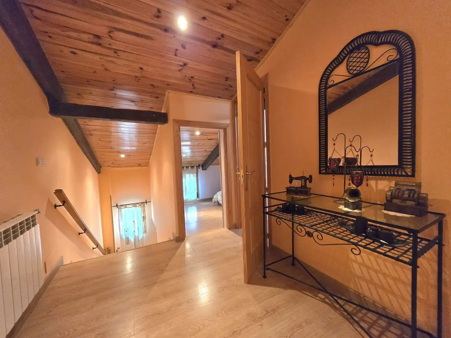 Detached homes for sale in Almonacid de Zorita  with Air Conditioner, Heating and Private garden