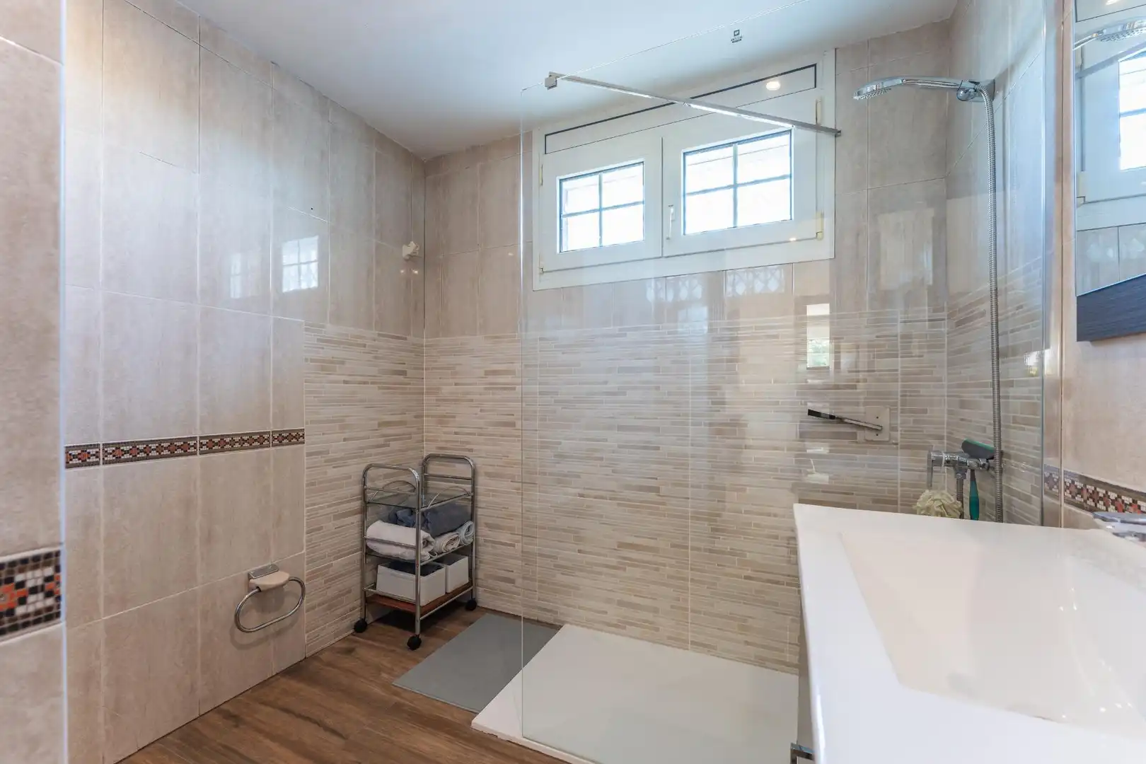 Baño de Casa o chalet en venta en Vilanova del Vallès con Aire acondicionado, Calefacción y Jardín privado