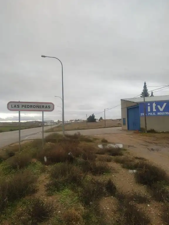 Rustikales Grundstück zum Verkauf in Las Pedroñeras