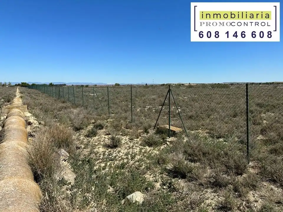 Terreny industrial en venda en Zuera