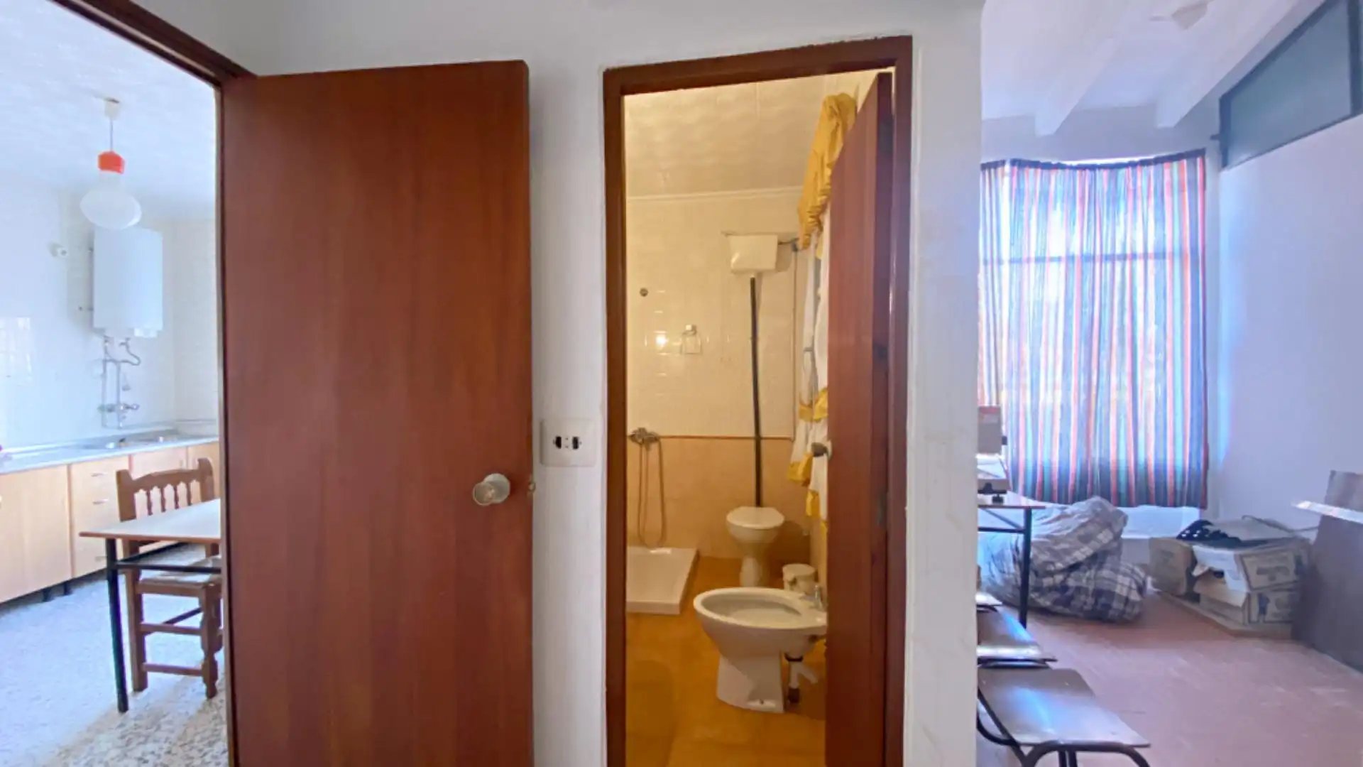 Baño de Piso en venta en Lorca con Terraza y Balcón