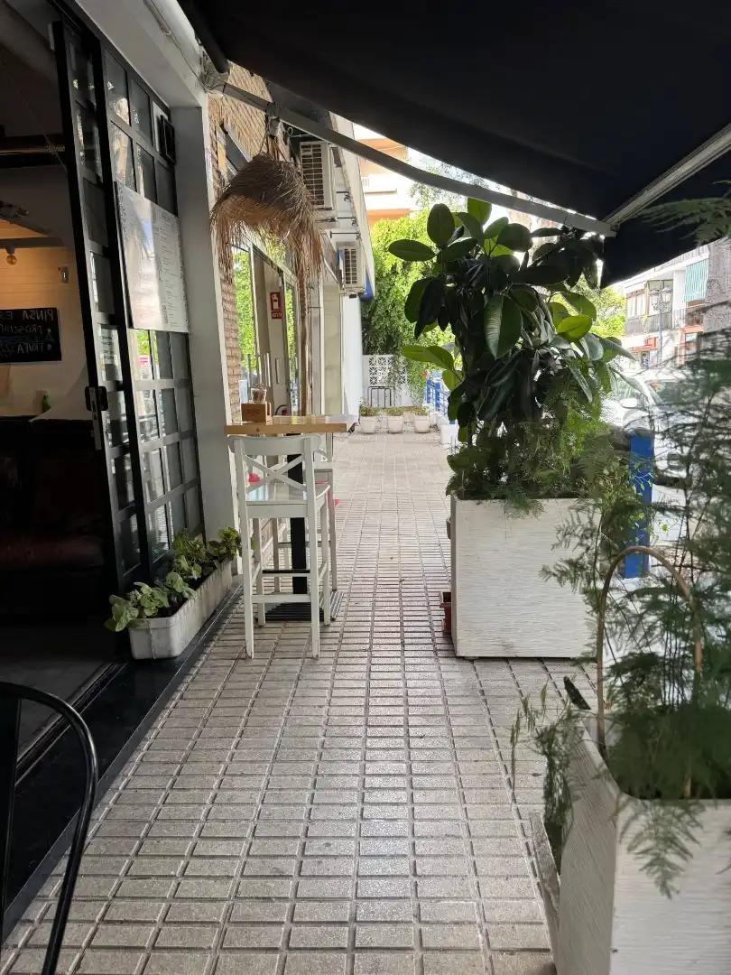 Local comercial en traspàs a Calle de Ramón Gómez de la Serna 11, imagen 6
