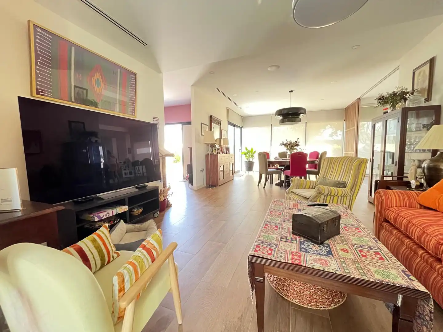 Living room of Houses for sale in Palomares del Río  with Air Conditioner, Private garden and Swimming Pool