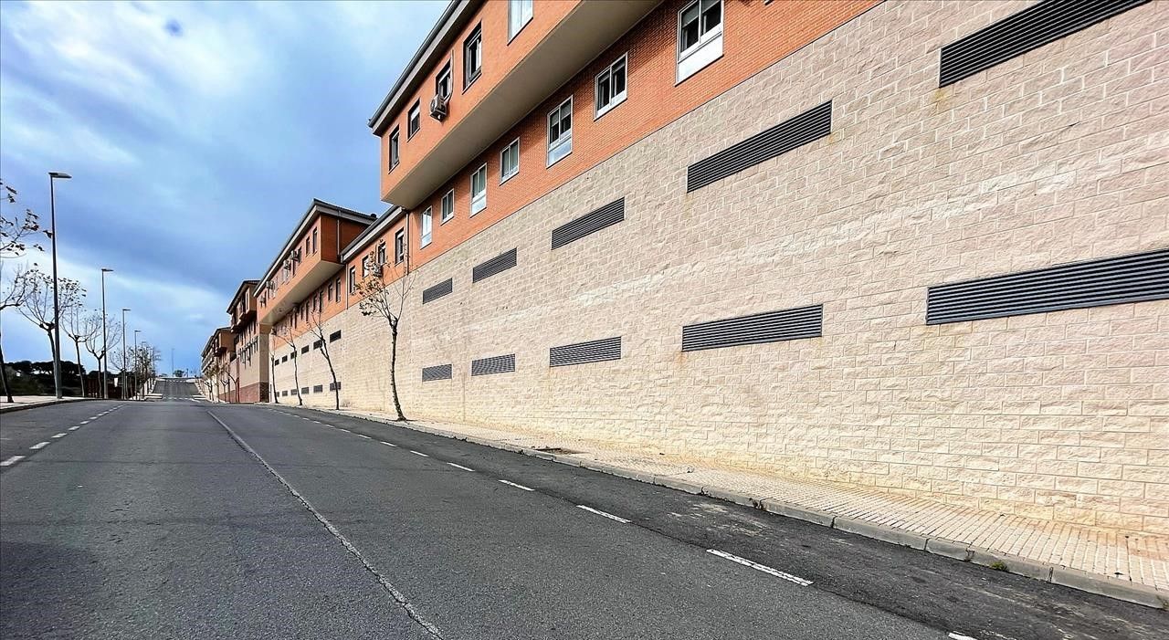 Vista exterior de Garatge en venda en Plasencia