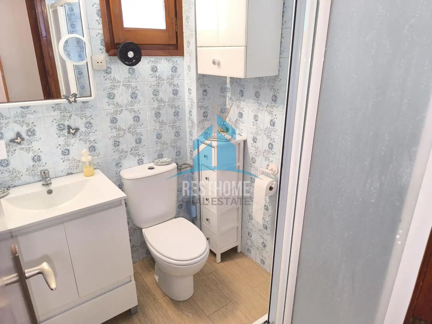 Baño de Piso en venta en Tavernes de la Valldigna con Amueblado y Balcón
