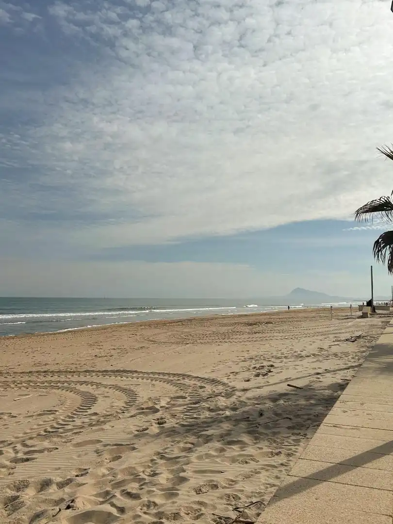 Vista exterior de Casa adosada en venta en Miramar con Calefacción, Jardín privado y Terraza