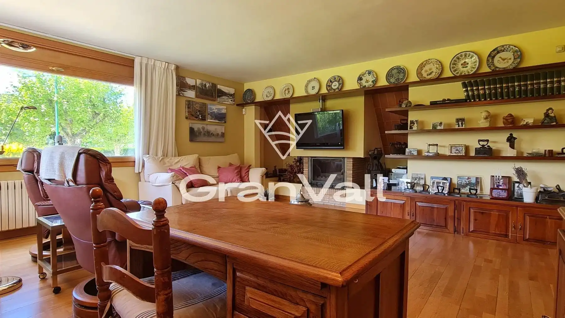 Sala de estar de Casa o chalet en venta en Puigcerdà con Calefacción, Jardín privado y Terraza