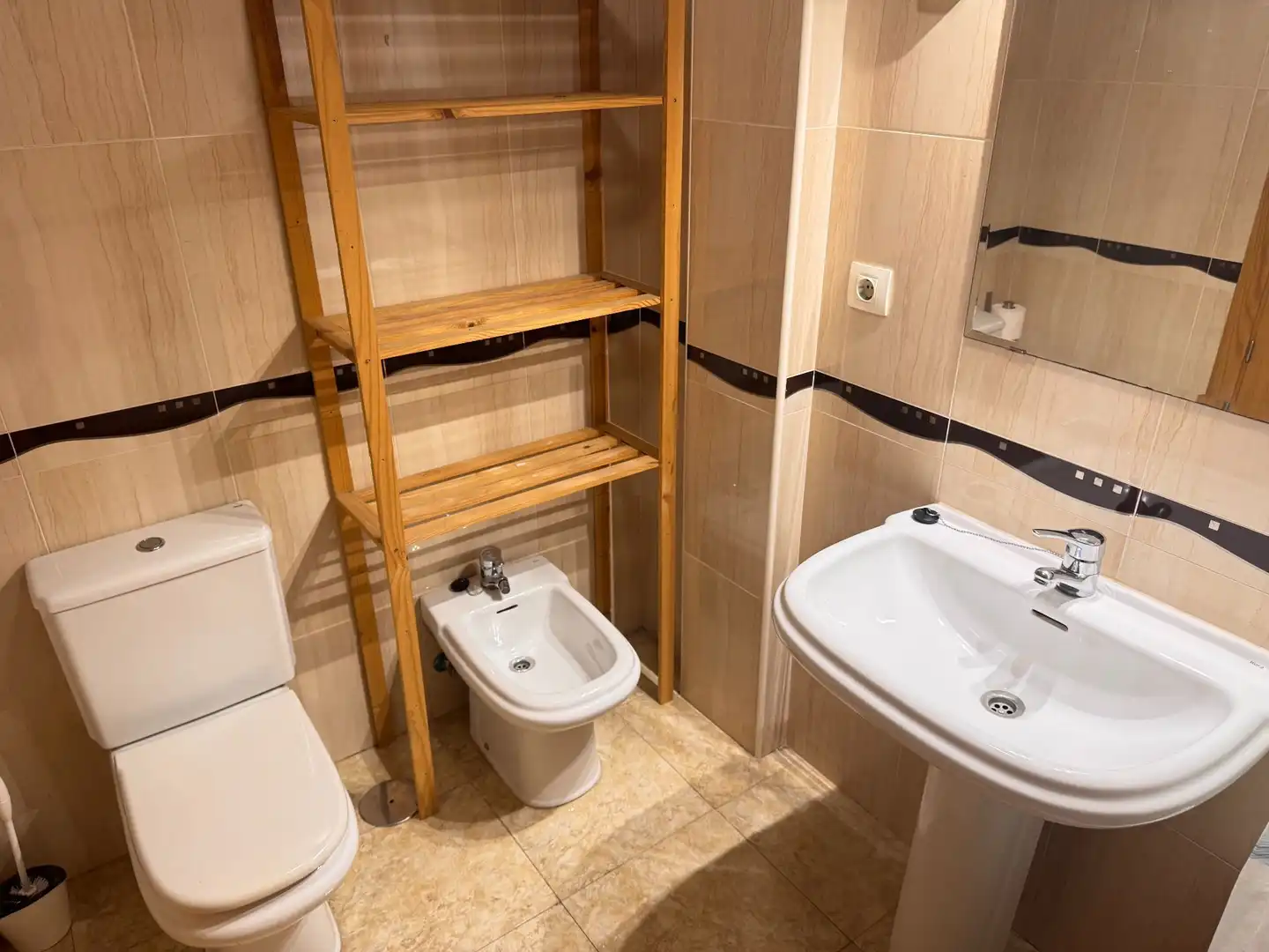 Baño de Apartamento en venta en Roquetas de Mar con Aire acondicionado, Terraza y Amueblado