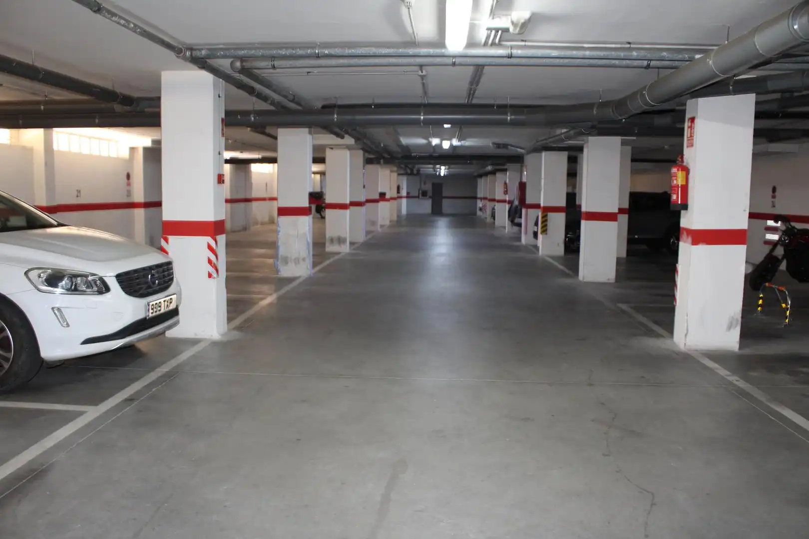 Aparcament de Apartament en venda en Vícar amb Aire condicionat, Jardí privat i Terrassa