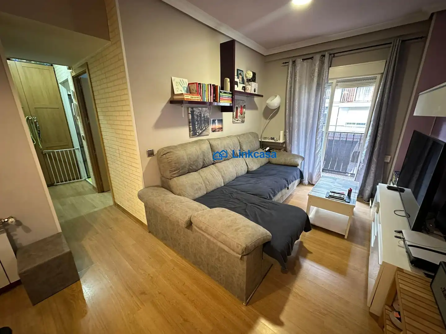Sala d'estar de Pis en venda en Madrid amb Calefacció i Terrassa