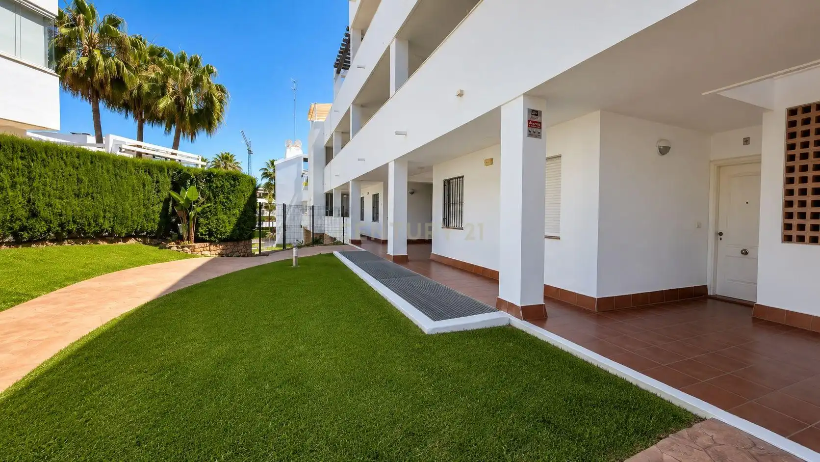 Vista exterior de Apartamento en venta en Mijas con Jardín privado, Trastero y Piscina comunitaria