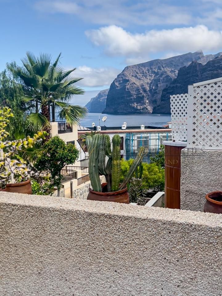 Exterior view of Planta baja for sale in Santiago del Teide  with Terrace, Furnished and Community pool