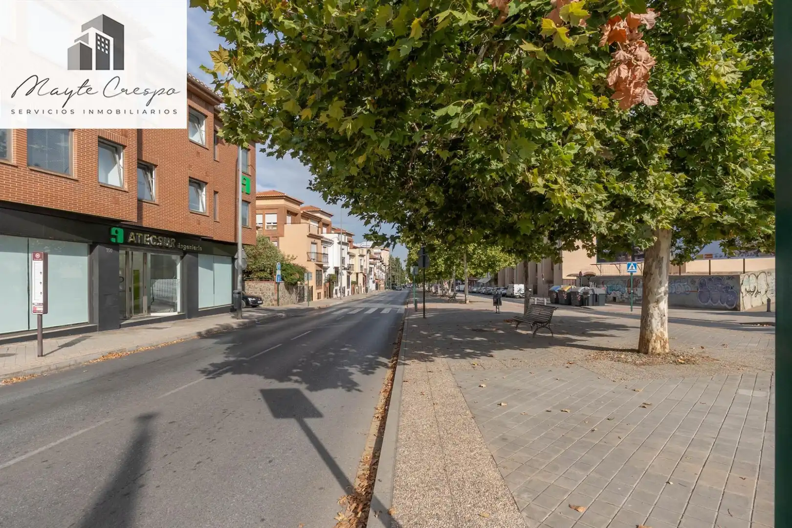 Außenansicht von Gebäude zum Verkauf in Granada