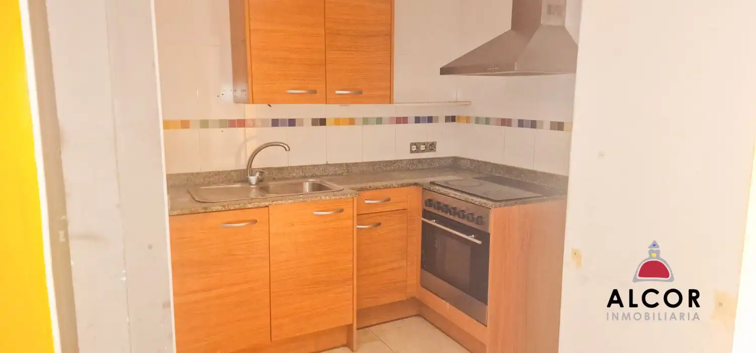 Cocina de Piso en venta en Benicarló con Terraza y Balcón