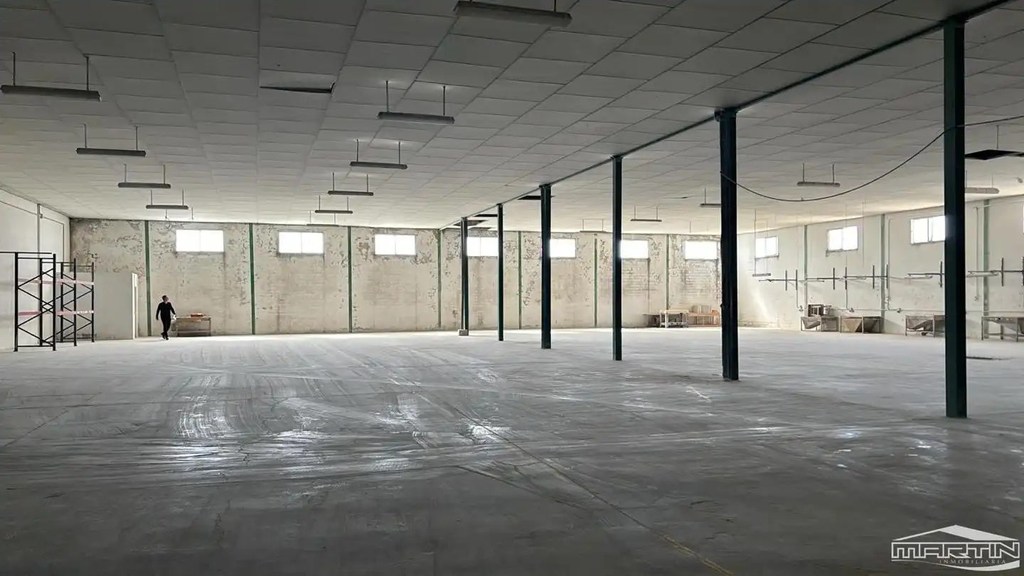 Nave industrial en venta en Cabra, imagen 23