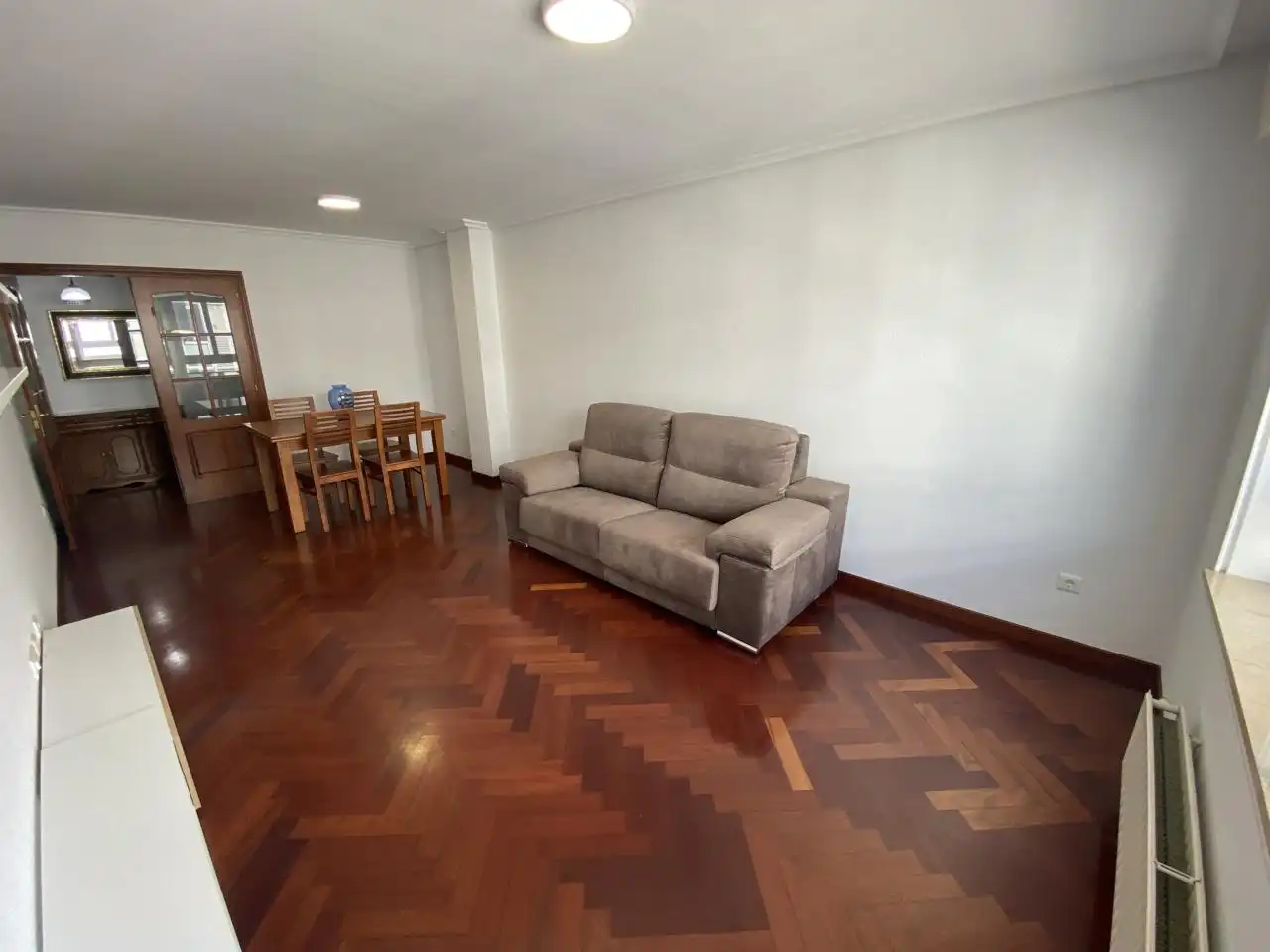 Sala de estar de Piso de alquiler en A Coruña Capital  con Calefacción y Amueblado