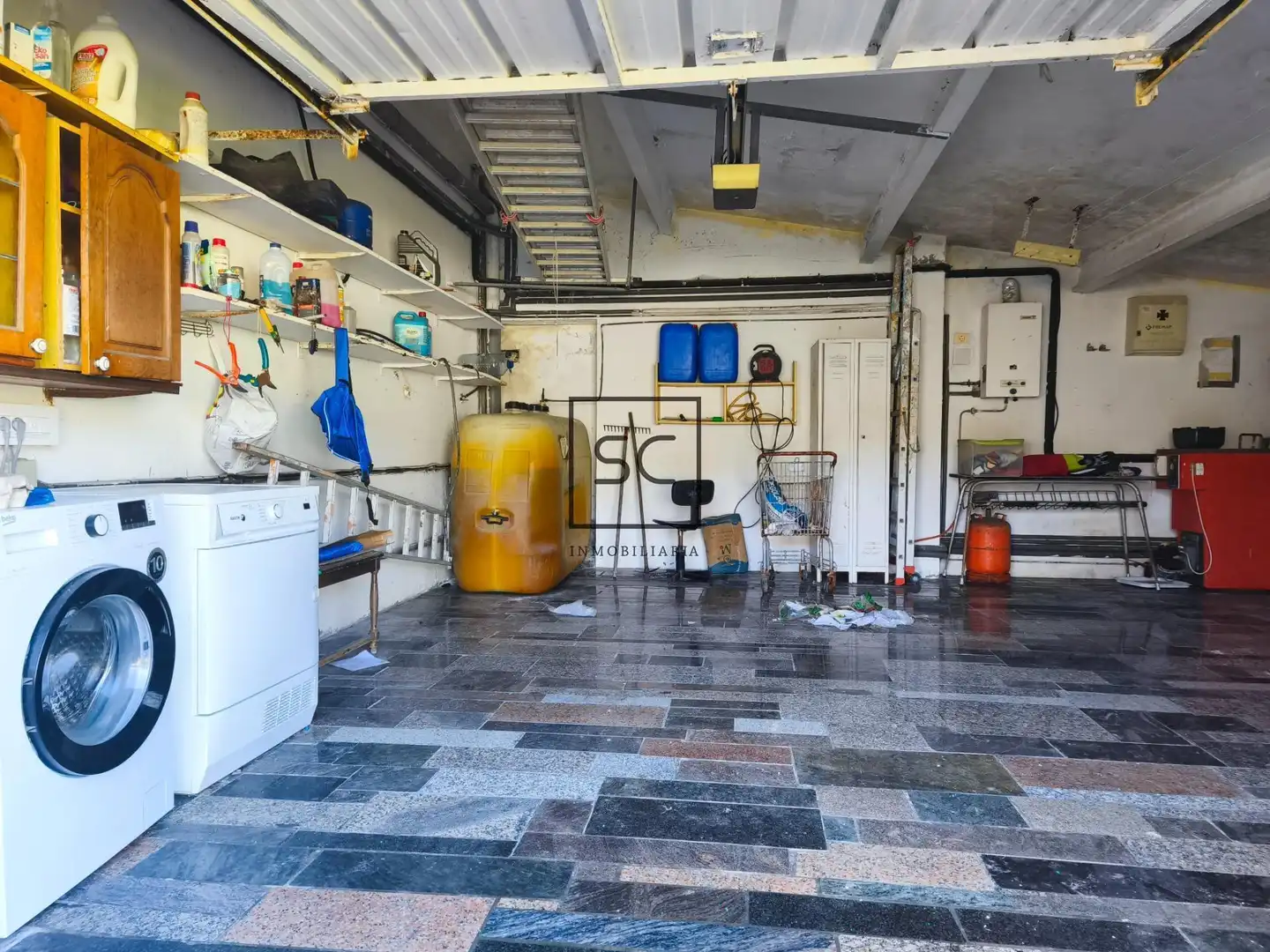 Casa o xalet en venda en Ferrol amb Calefacció, Jardí privat i Traster