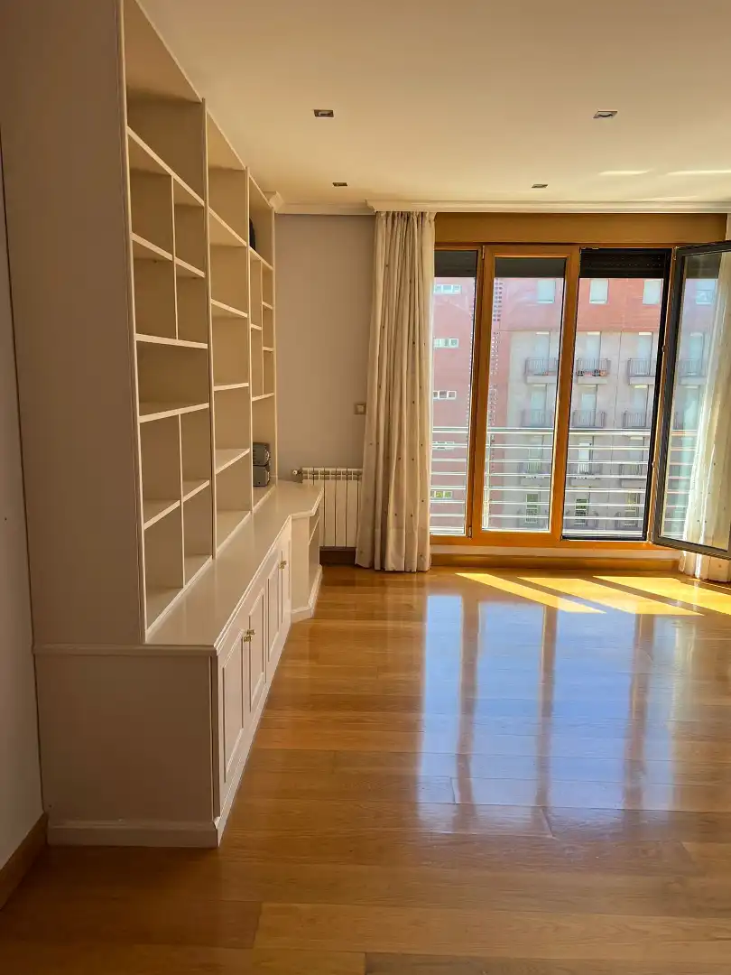 Sala de estar de Piso en venta en Santander con Calefacción y Trastero