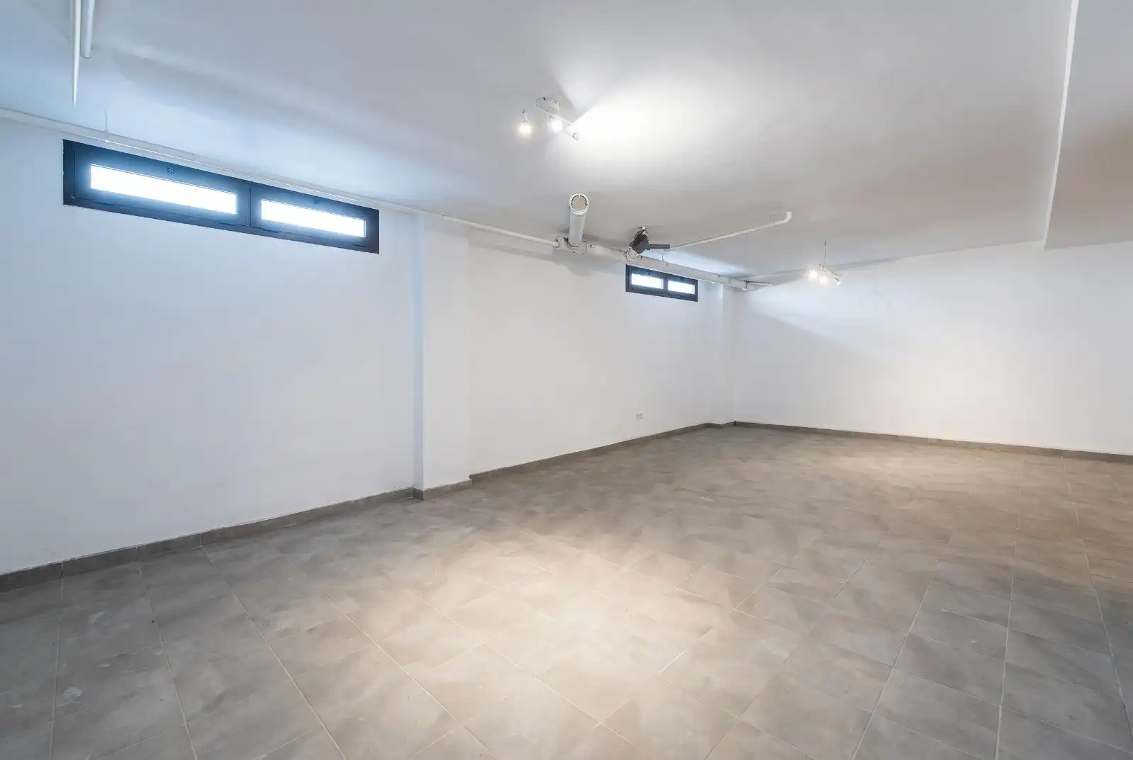 Casa o chalet en venta en Castellón de la Plana / Castelló de la Plana con Aire acondicionado, Calefacción y Jardín privado