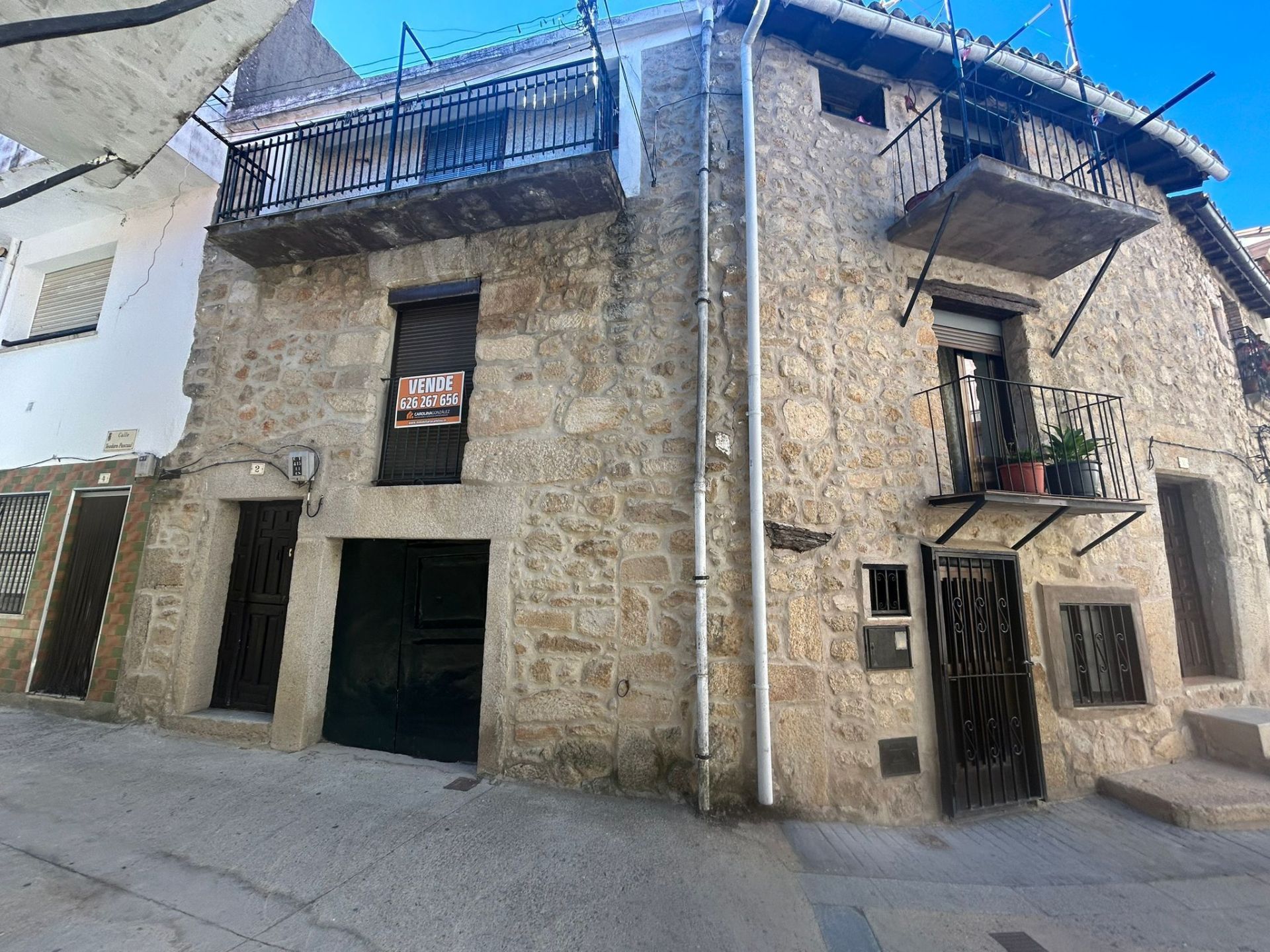 Exterior view of Single-family semi-detached for sale in Villamiel