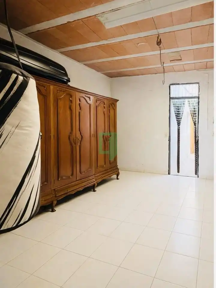 Dormitori de Casa o xalet en venda en Badalona amb Calefacció, Parquet i Balcó