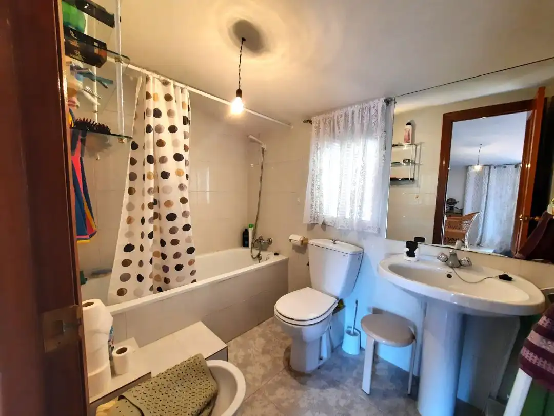 Casa adosada en venta en Hormigos