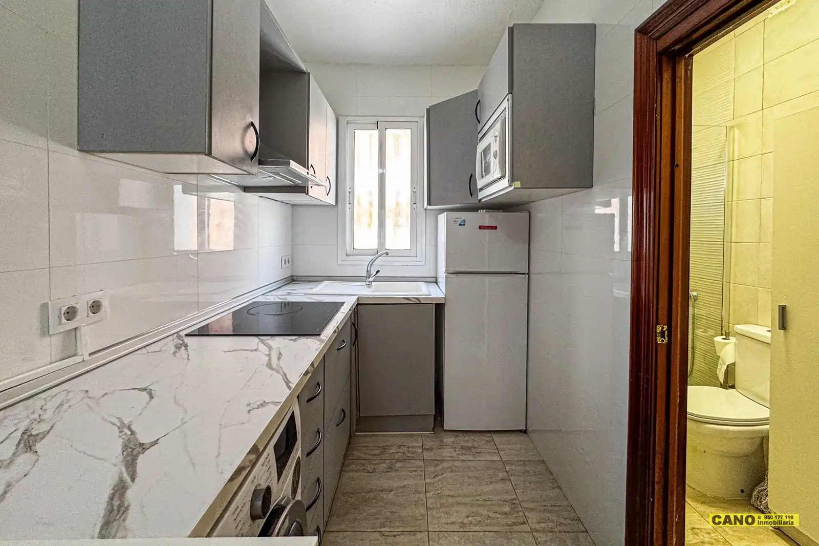 Kitchen of Flat for sale in Almería  with Air Conditioner and Heating