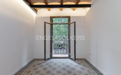 Apartment for sale in  Barcelona Capital  with Air Conditioner, Heating and Terrace