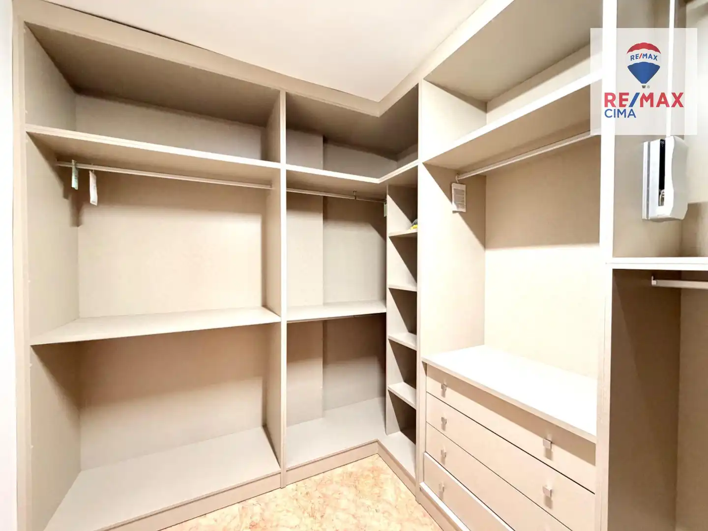Bedroom of Lofts for sale in Benamaurel  with Air Conditioner, Storage room and Furnished
