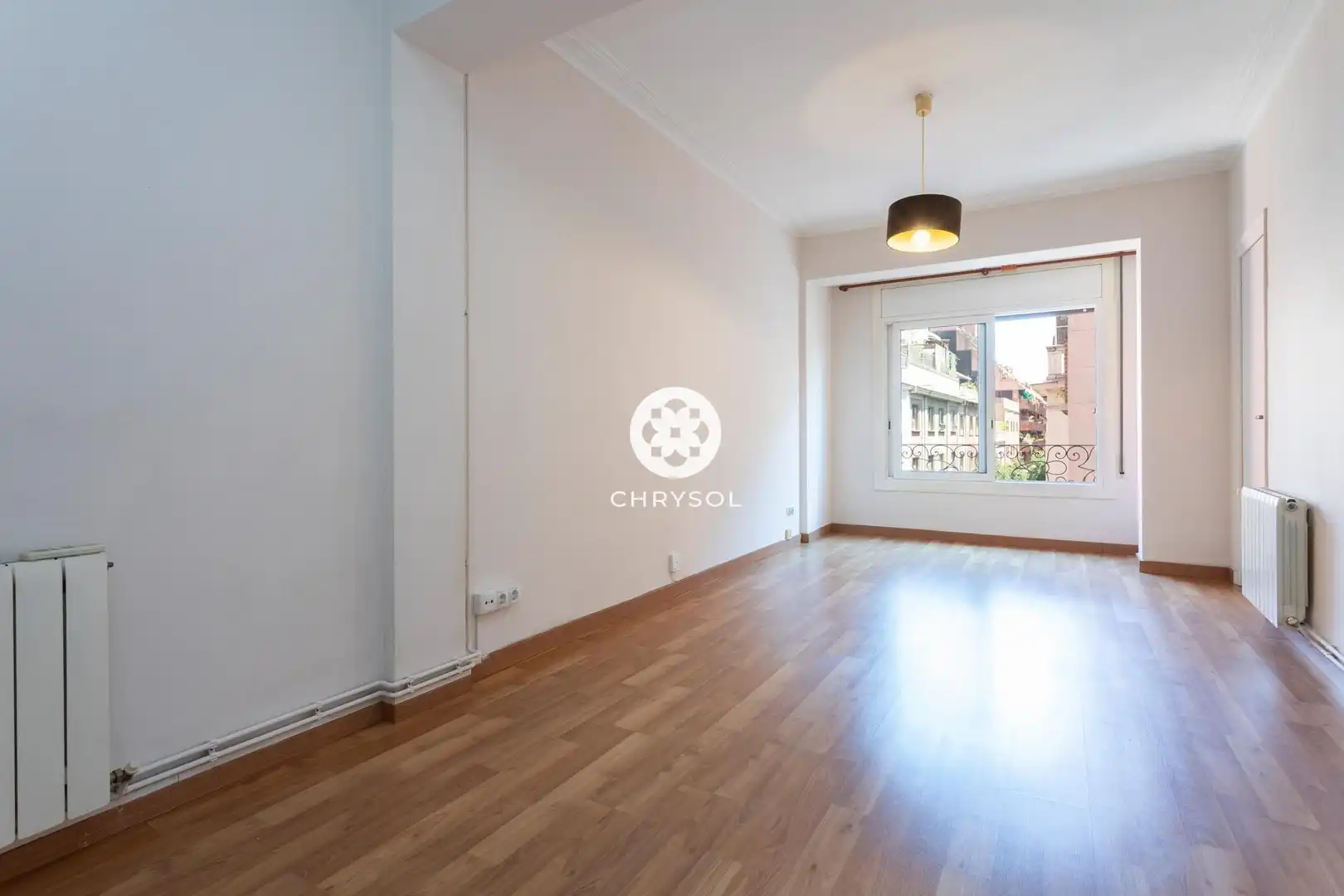 Sala d'estar de Pis en venda en Barcelona amb Aire condicionat, Calefacció i Parquet