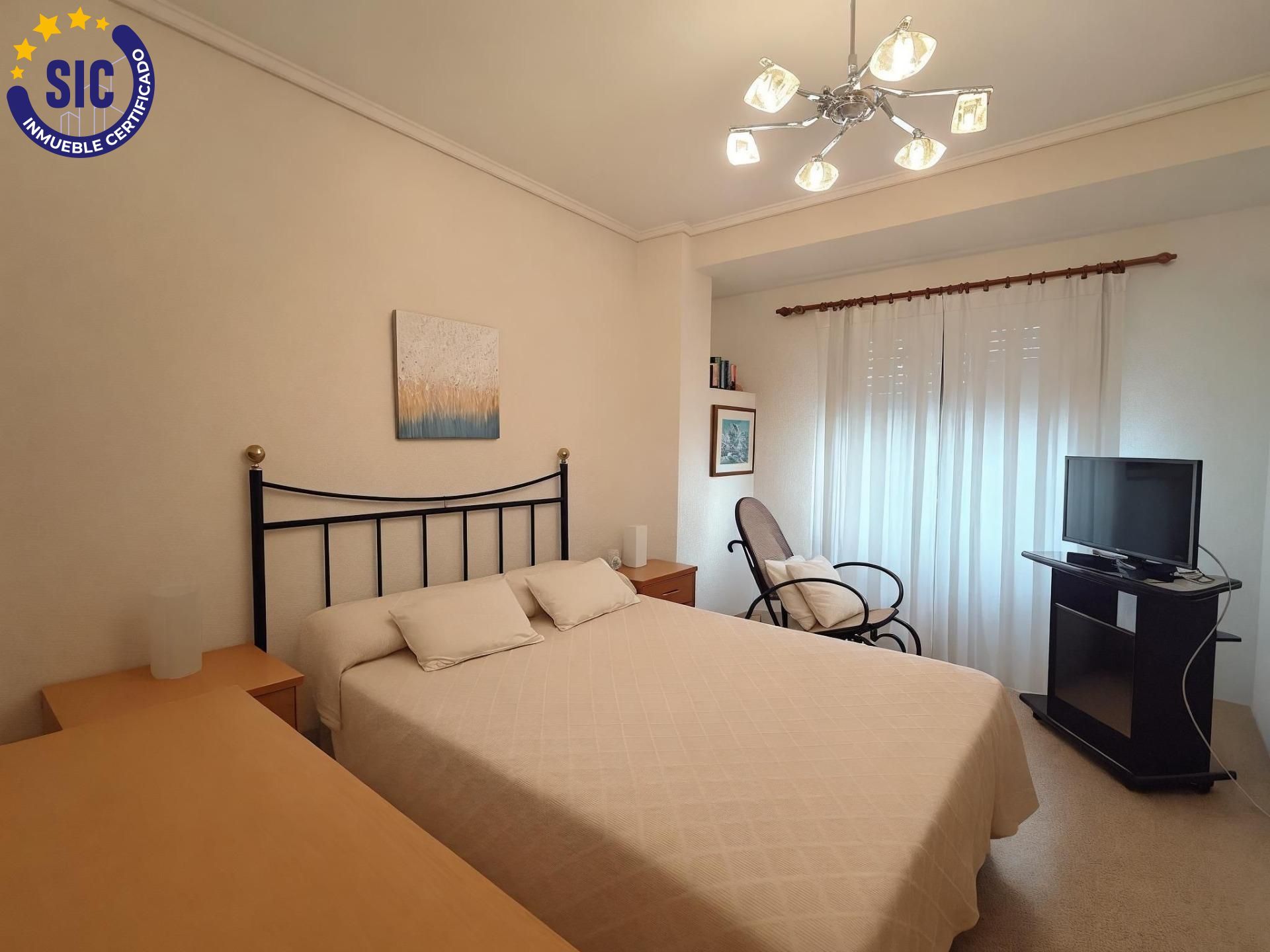 Flat for sale in Calle RETOR, Mont-Olivet