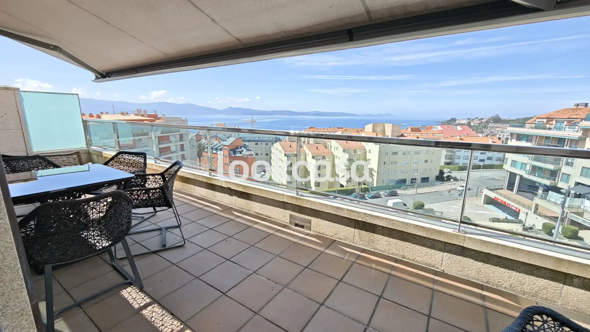 Terraza de Ático en venta en Sanxenxo con Aire acondicionado, Calefacción y Parquet