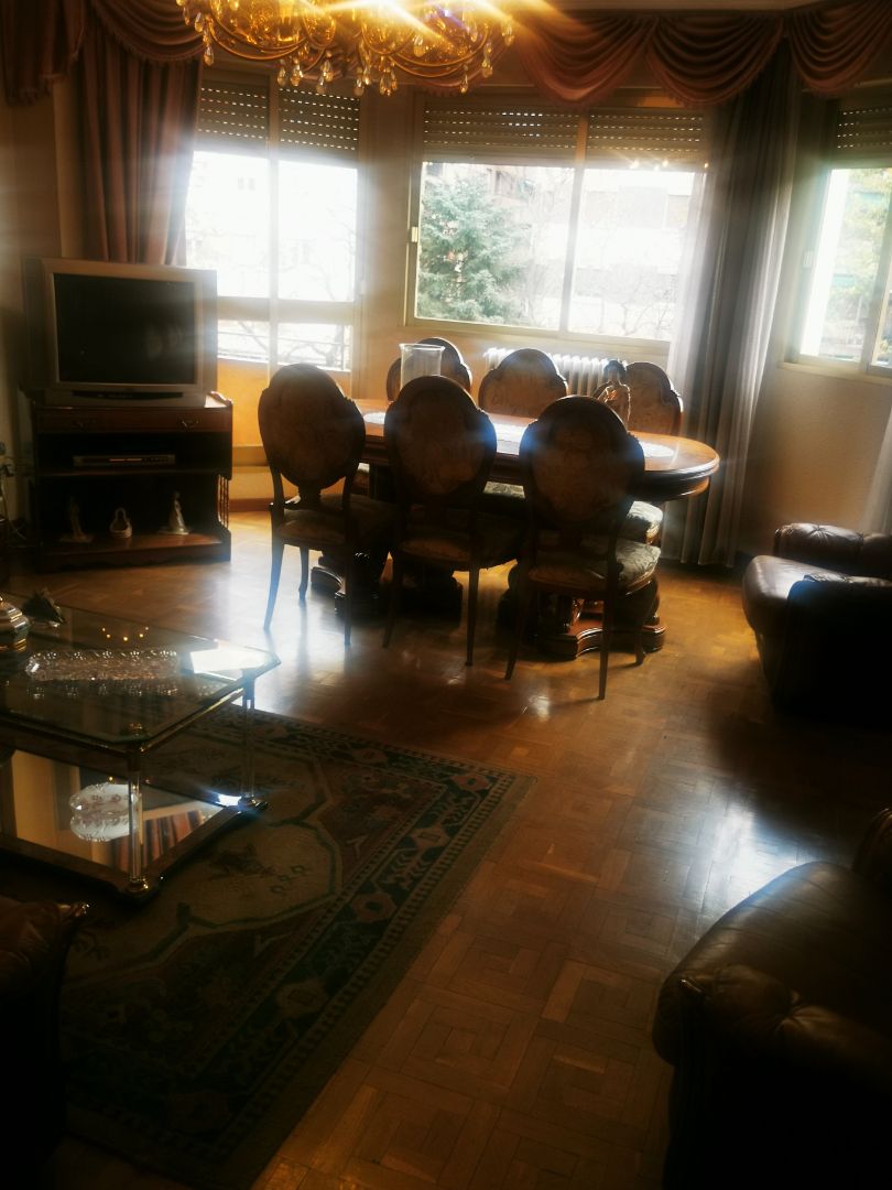 Dining room of Flat for sale in Salamanca Capital  with Heating, Parquet flooring and Furnished